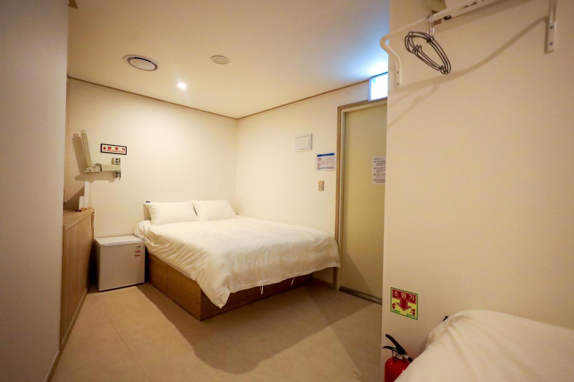 Albergue Manso In Ddp *